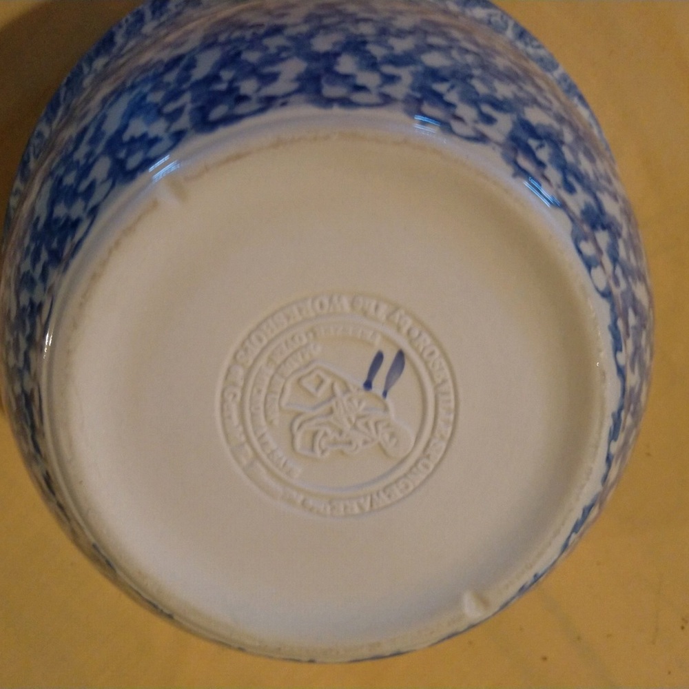 Henn Pottery - Picture 3 of 6